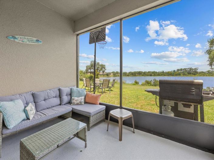 Image No.16-5 Bed Property for sale