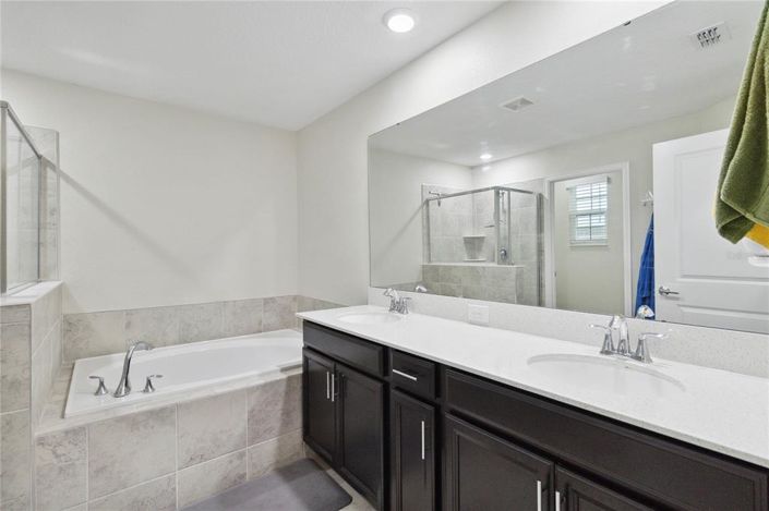 Image No.15-3 Bed Property for sale