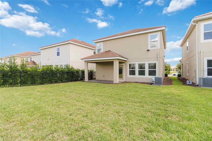 Image No.24-3 Bed Property for sale