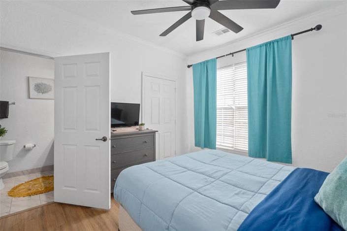 Image No.7-2 Bed Property for sale