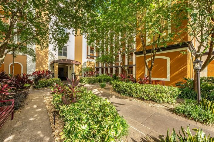 Image No.4-3 Bed Property for sale