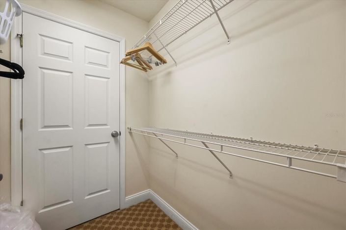 Image No.13-3 Bed Property for sale