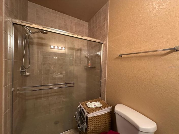 Image No.20-2 Bed Property for sale