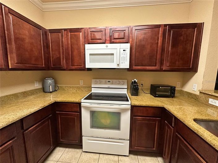 Image No.7-2 Bed Property for sale