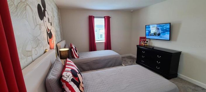 Image No.25-7 Bed Property for sale