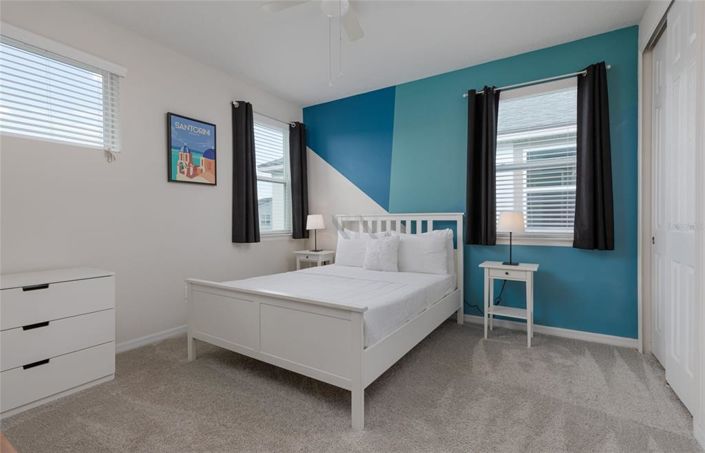 Image No.15-5 Bed Property for sale