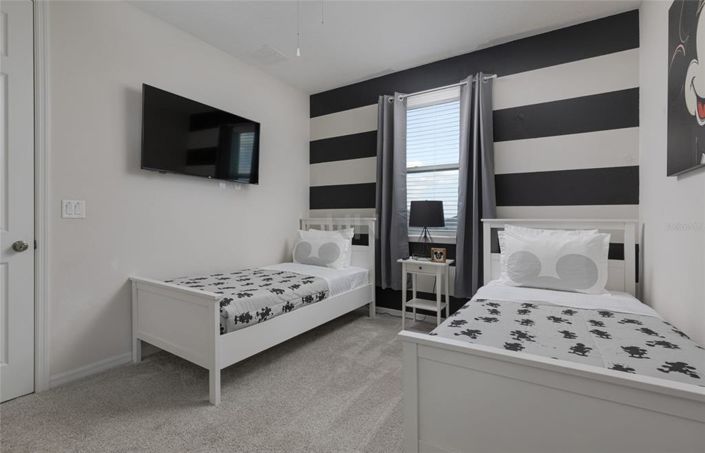 Image No.22-5 Bed Property for sale