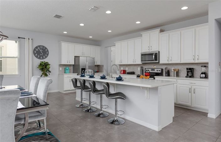 Image No.6-5 Bed Property for sale