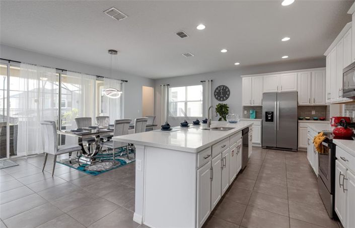 Image No.7-5 Bed Property for sale