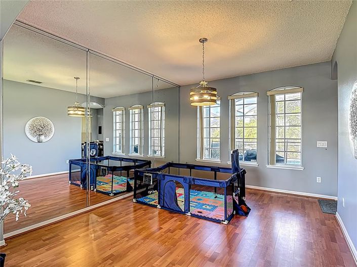 Image No.21-4 Bed Property for sale