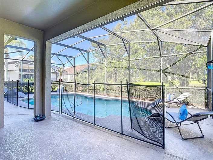 Image No.56-4 Bed Property for sale