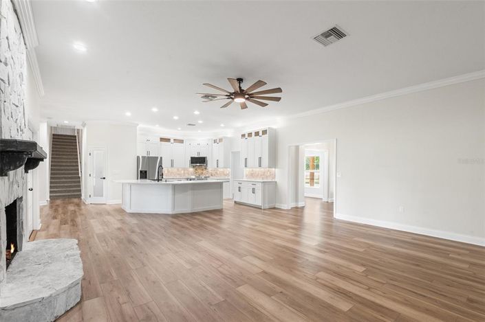 Image No.10-4 Bed Property for sale