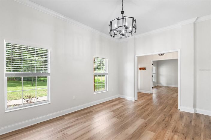 Image No.20-4 Bed Property for sale