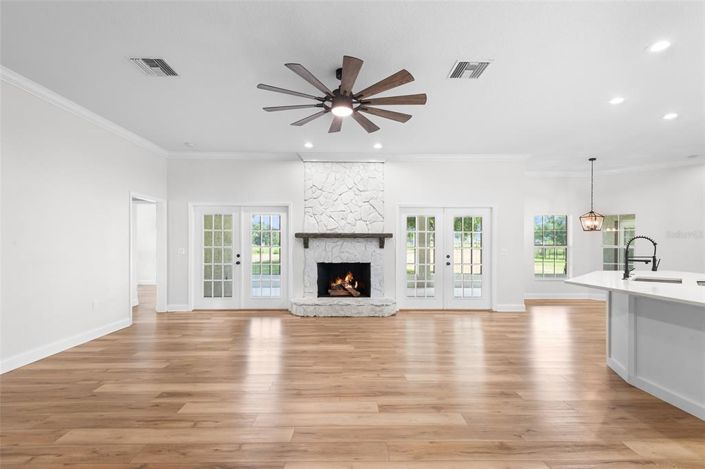 Image No.8-4 Bed Property for sale