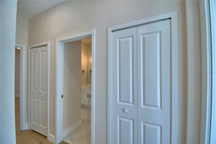 Image No.24-5 Bed Property for sale