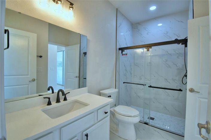 Image No.27-5 Bed Property for sale