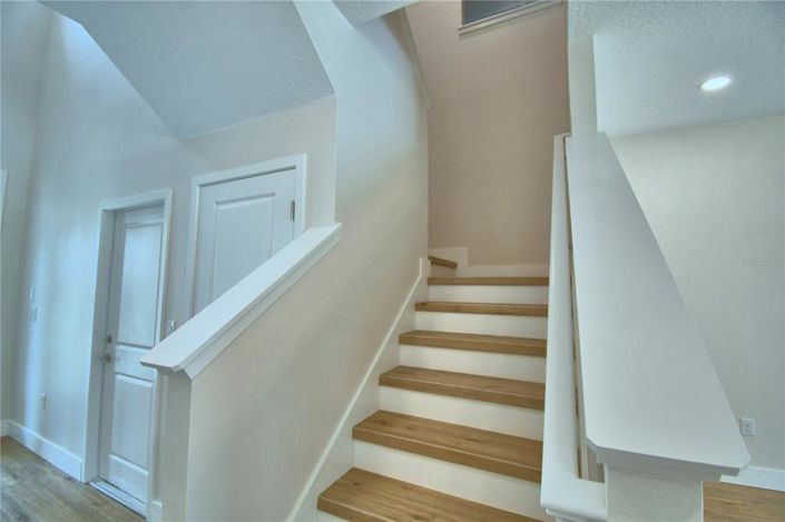 Image No.32-5 Bed Property for sale