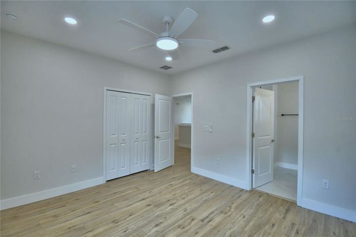 Image No.52-5 Bed Property for sale