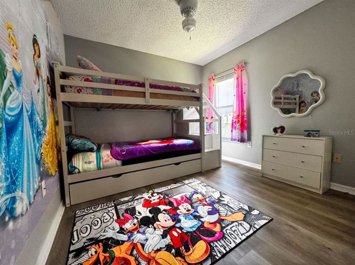 Image No.17-4 Bed Property for sale