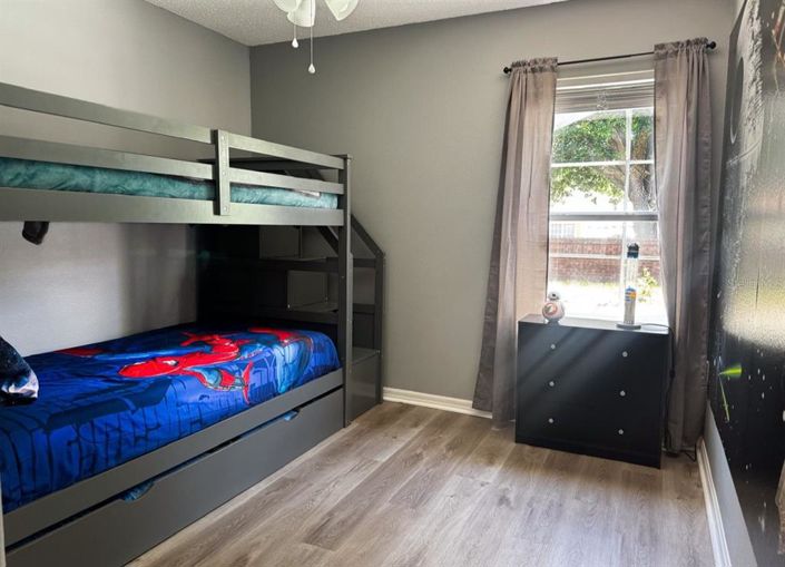 Image No.19-4 Bed Property for sale