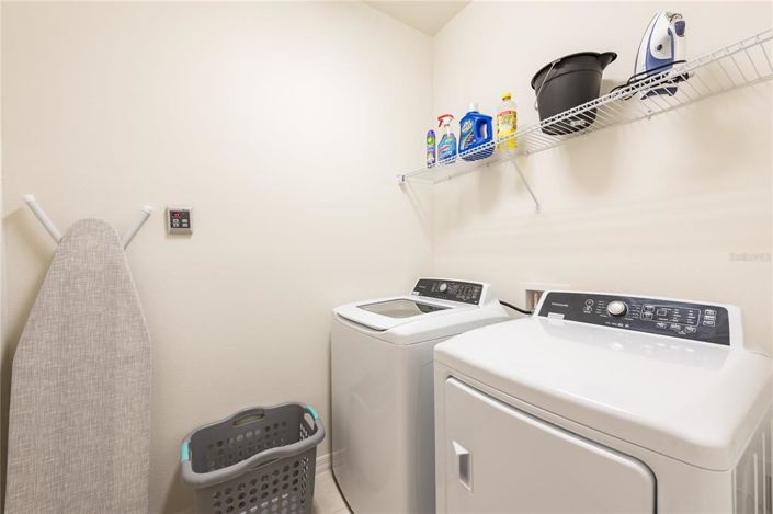 Image No.17-6 Bed Property for sale