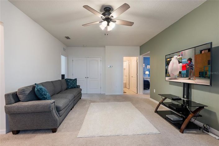 Image No.18-6 Bed Property for sale