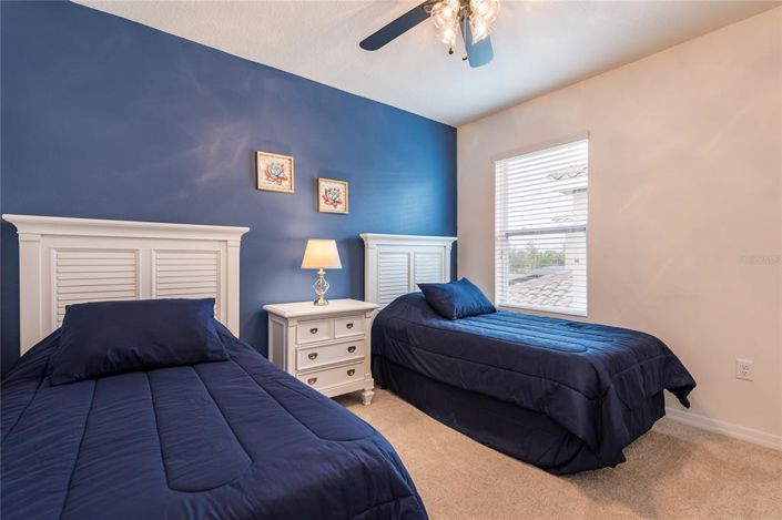 Image No.25-6 Bed Property for sale