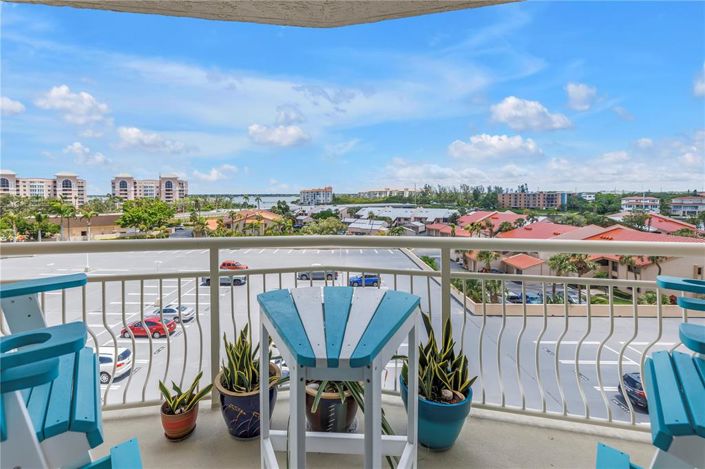 Image No.16-2 Bed Property for sale