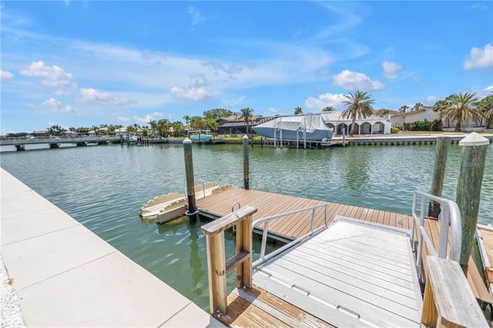 Image No.25-2 Bed Property for sale