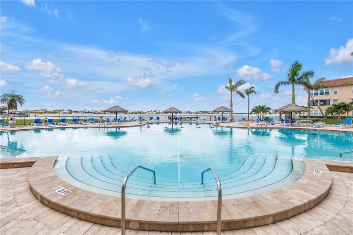 Image No.31-2 Bed Property for sale