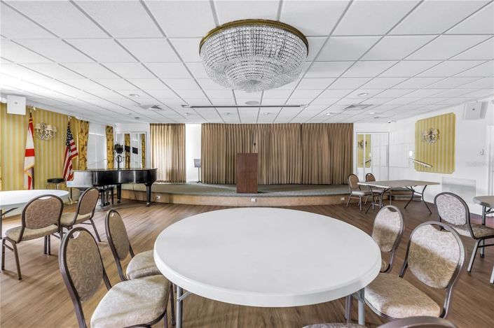 Image No.35-2 Bed Property for sale