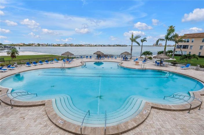 Image No.38-2 Bed Property for sale