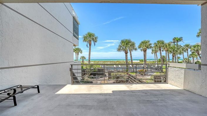 Image No.11-4 Bed Property for sale