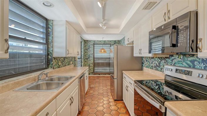 Image No.23-4 Bed Property for sale