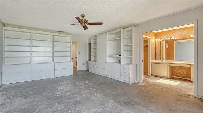 Image No.29-4 Bed Property for sale