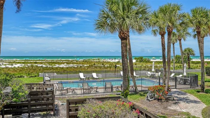 Image No.3-4 Bed Property for sale