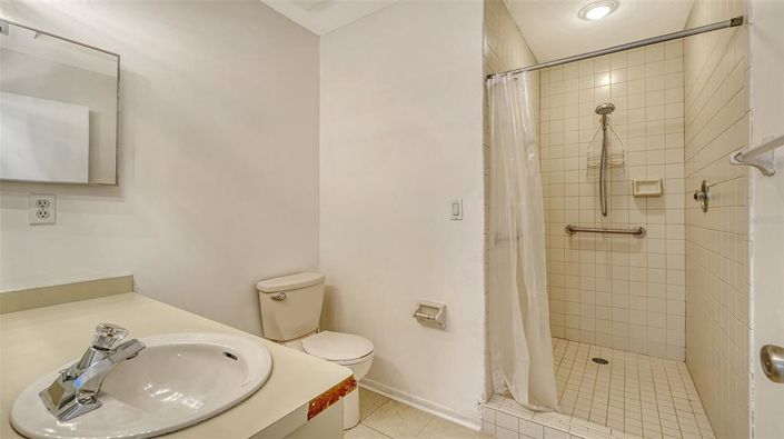 Image No.37-4 Bed Property for sale