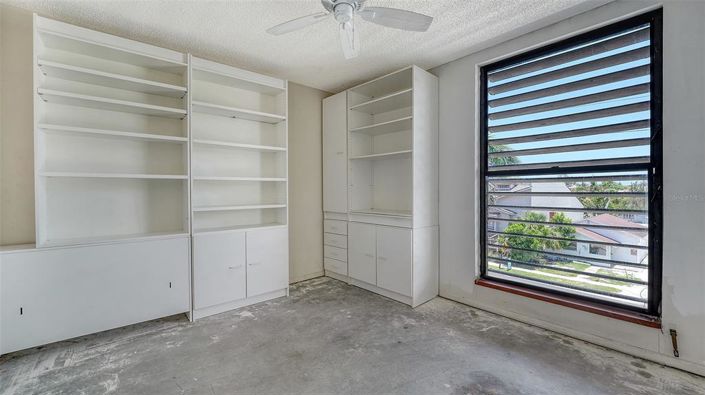 Image No.39-4 Bed Property for sale