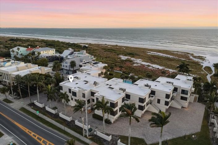 Image No.46-4 Bed Property for sale