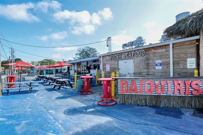 Image No.53-4 Bed Property for sale