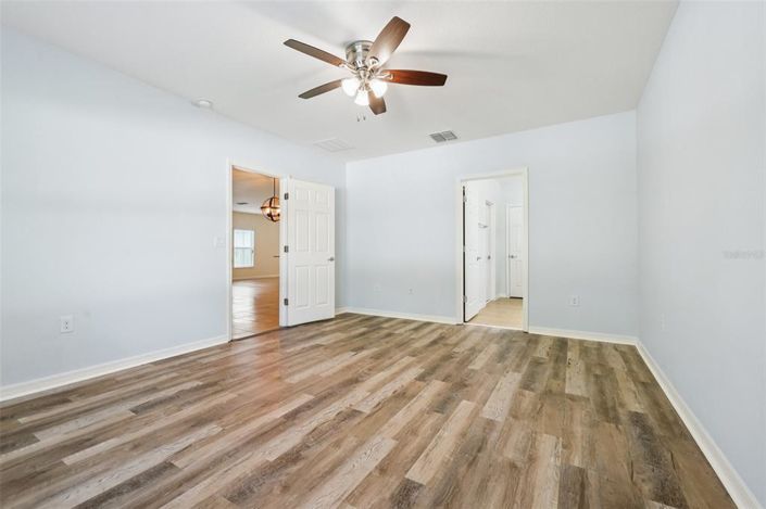 Image No.15-3 Bed Property for sale