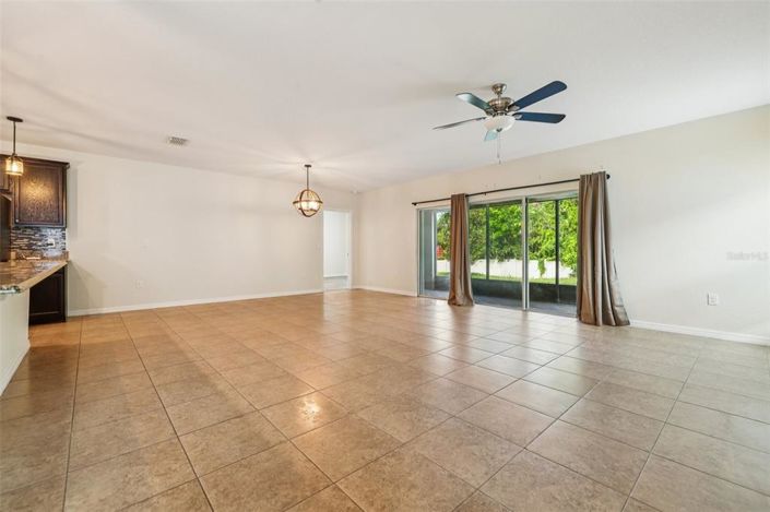 Image No.4-3 Bed Property for sale