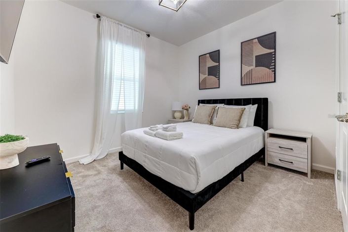 Image No.13-9 Bed Property for sale