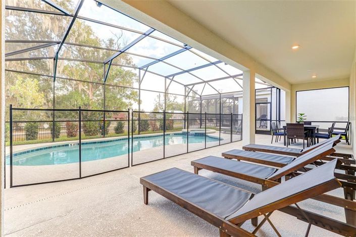 Image No.31-9 Bed Property for sale