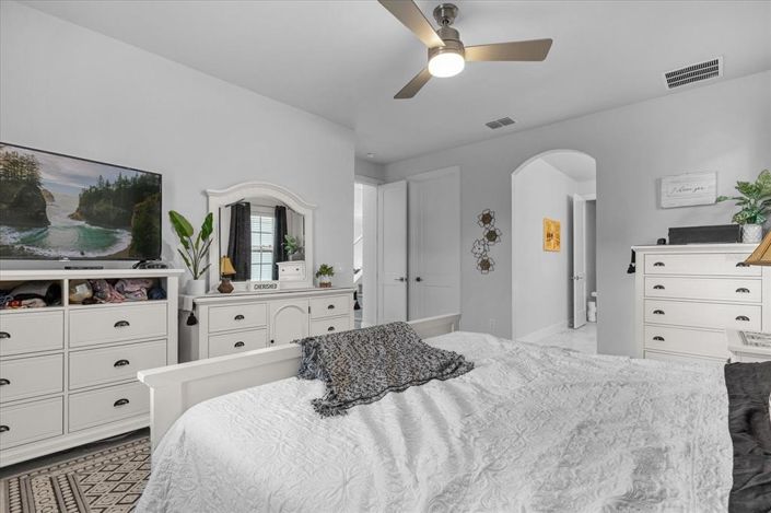 Image No.15-5 Bed Property for sale