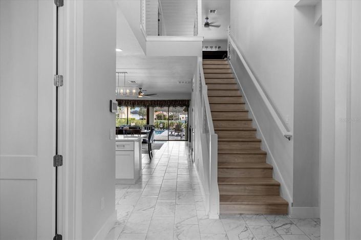 Image No.17-5 Bed Property for sale