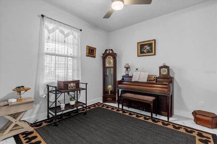 Image No.31-5 Bed Property for sale