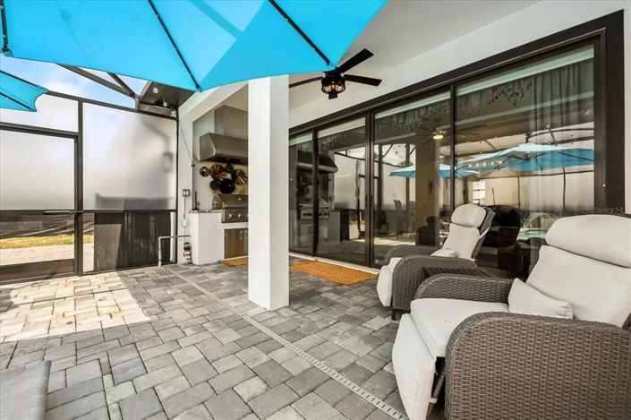 Image No.41-5 Bed Property for sale