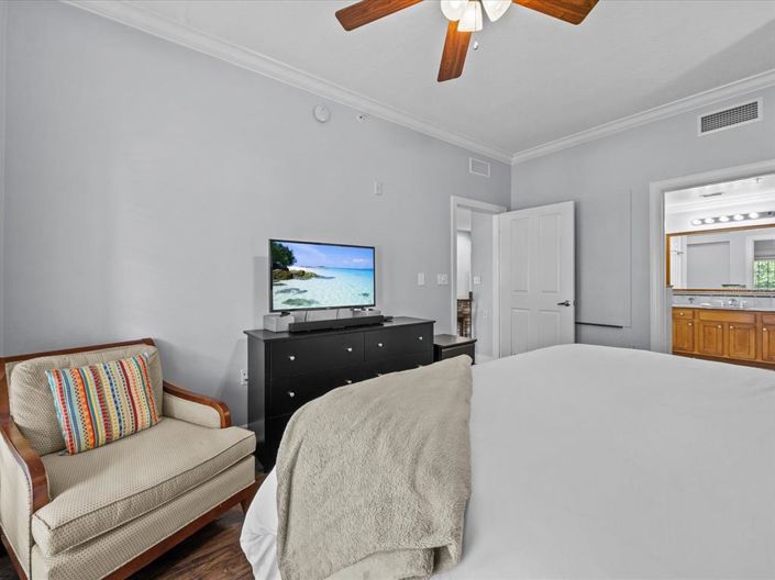 Image No.12-3 Bed Property for sale