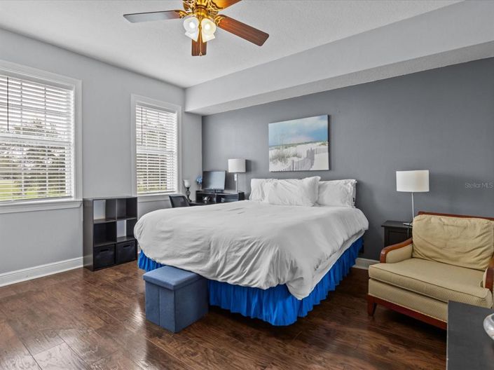 Image No.18-3 Bed Property for sale